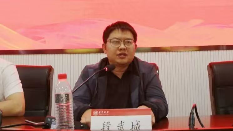微信图片_20251023215919_612_46.jpg
