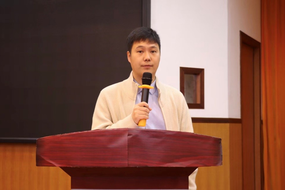 于.jpg